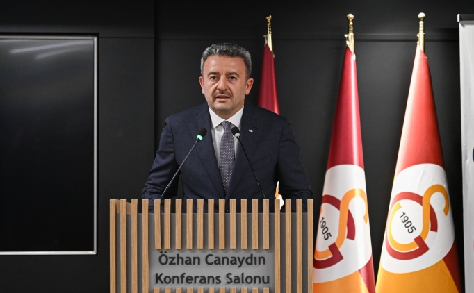 Galatasaray, futbolda �ifte kupay� kovalayacak