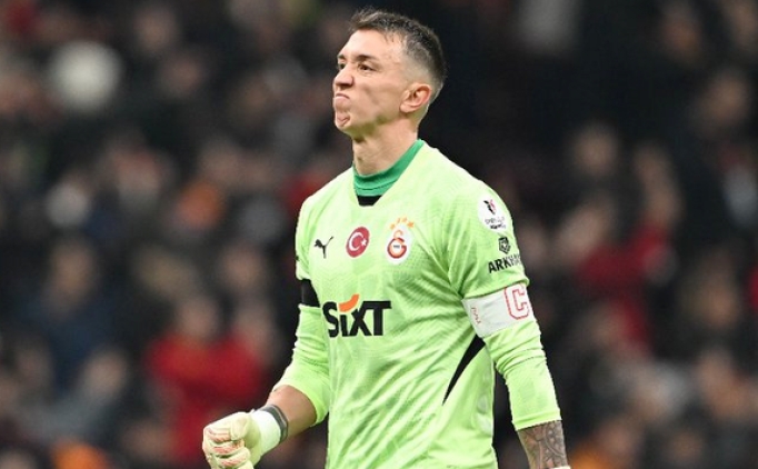 Fernando Muslera: 'Hepimiz Osimhen'e m�te�ekkiriz'