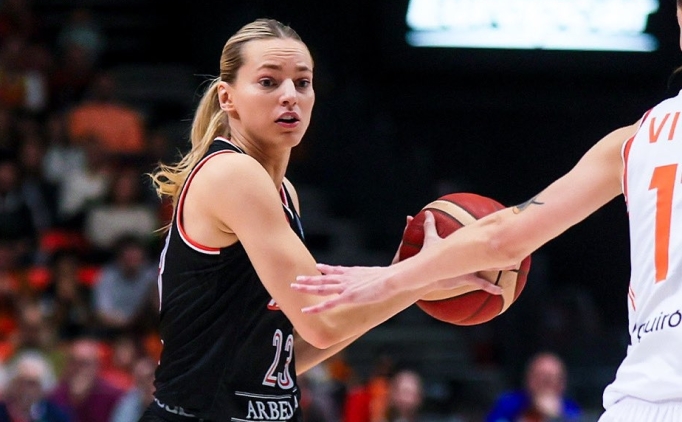 �BK Mersin, �spanya'da i�ini zora soktu!