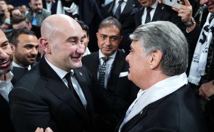 H�seyin Y�cel: 'Barda��n dolu taraf�na bakmal�y�z'