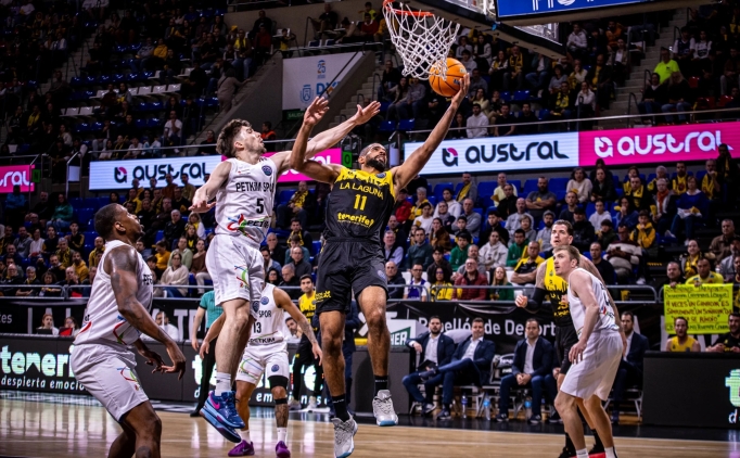 Alia�a Petkimspor, �spanya'da ma�lup