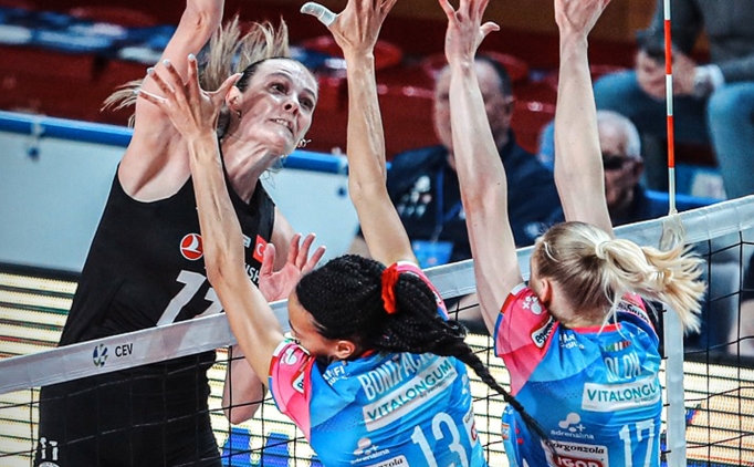 T�rk Hava Yollar� 3-0'la kaybetti!