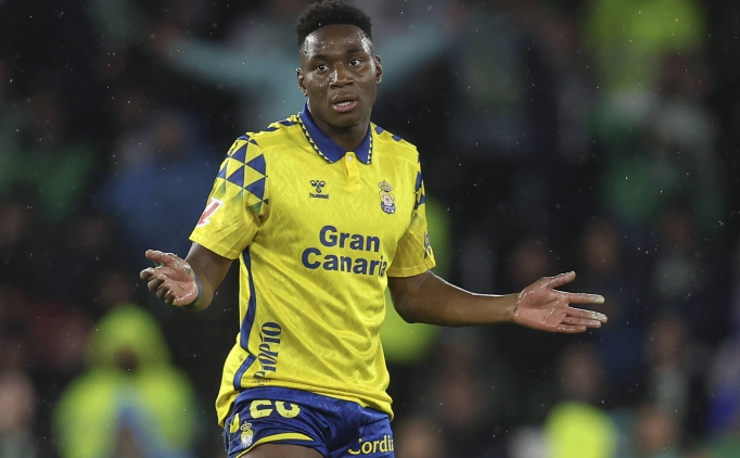 Chelsea'den gen� oyuncuya 8 y�ll�k s�zle�me!