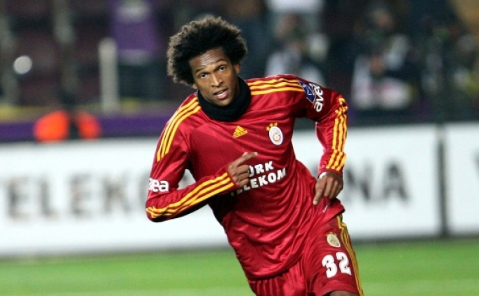 Eski Galatasarayl� Jo Yine g�zalt�nda!