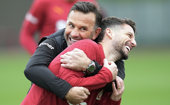 Okan Buruk'tan Mertens'e yakın ilgi!
