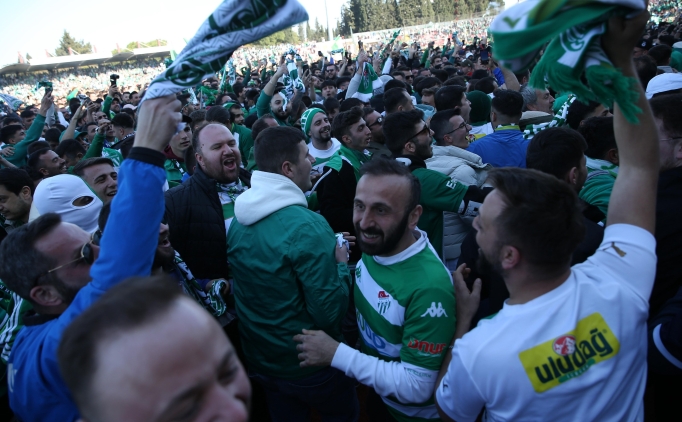 Futbolda alt liglerde heyecan art�yor