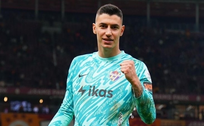 Ey�pspor'da Berke �zer'e yeni s�zle�me!