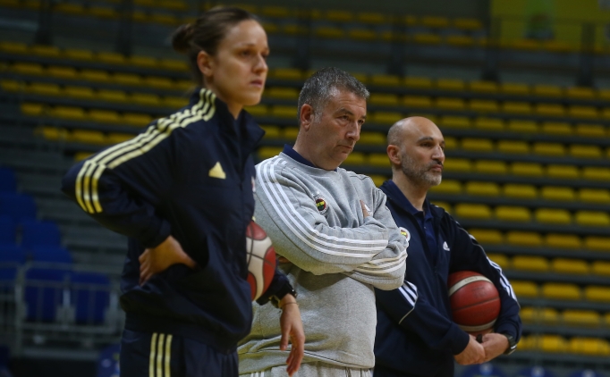 Miguel Mendez: '�ok iyi bir tak�ma sahibiz''