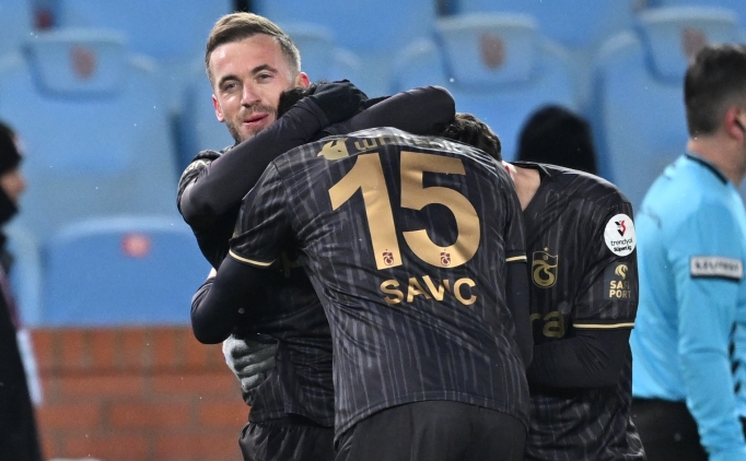 Galatasaray ma�� �ncesi 4 isim kart s�n�r�nda!