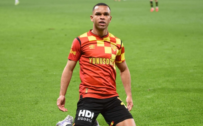 G�ztepe-Southampton trafi�i yo�un