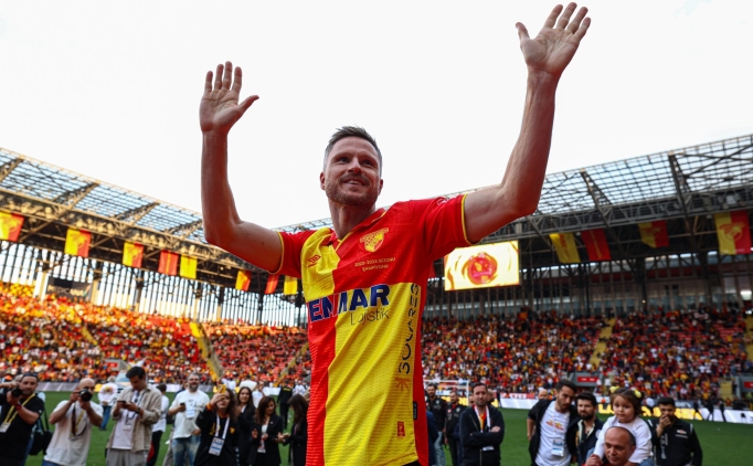 G�ztepeli Nielsen, Vejle Boldklup'a transfer oldu