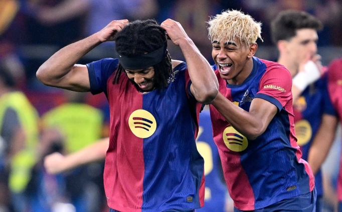 Barcelona'da Kounde, 3 hafta yok!