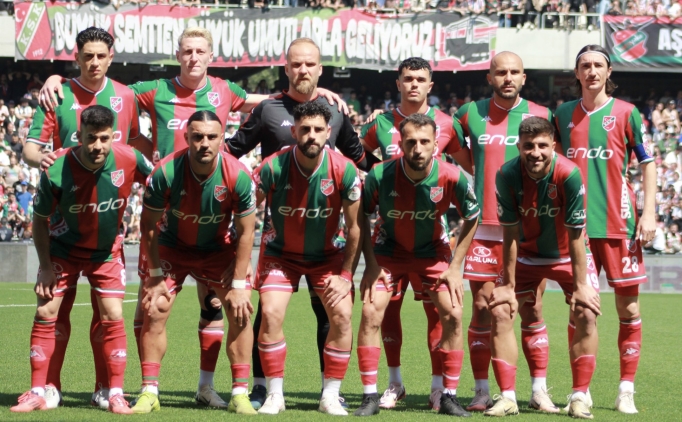 Kar��yaka'da taraftarlardan hat�ra bileti �a�r�s�