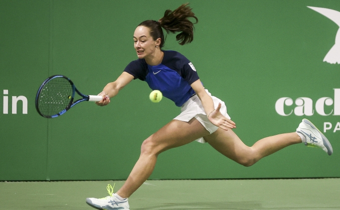 Milli tenis�i Zeynep S�nmez tarihe ge�ti