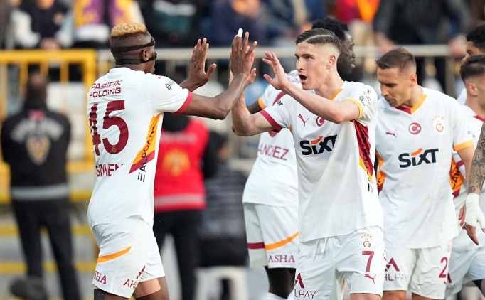 Galatasaray, Ey�pspor engelini be� golle ge�ti!