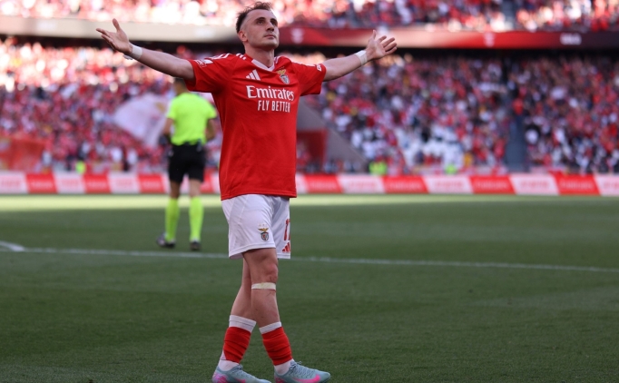 Fenerbah�e'de s�rpriz g�ndem: Kerem Akt�rko�lu