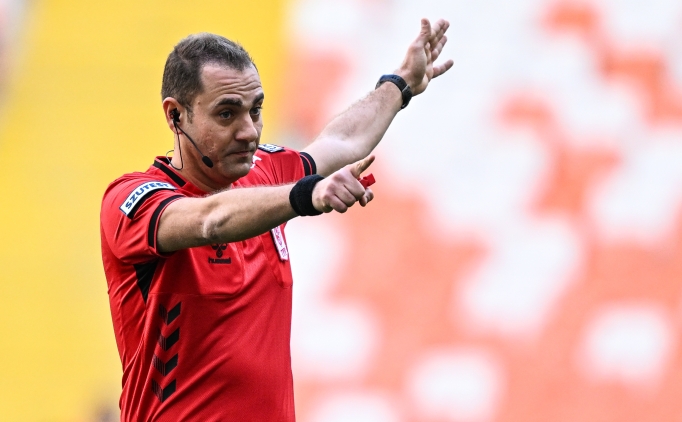 S�per Lig'de g�n�n VAR hakemleri a��kland�