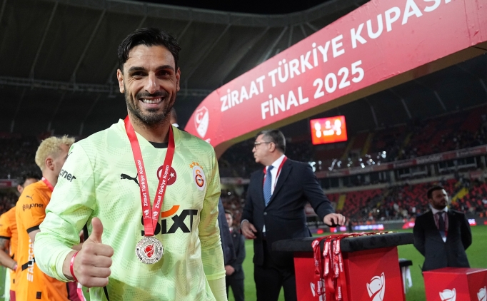 Galatasaray'da G�nay karar�!