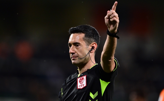 S�per Lig'e 23 yeni hakem!