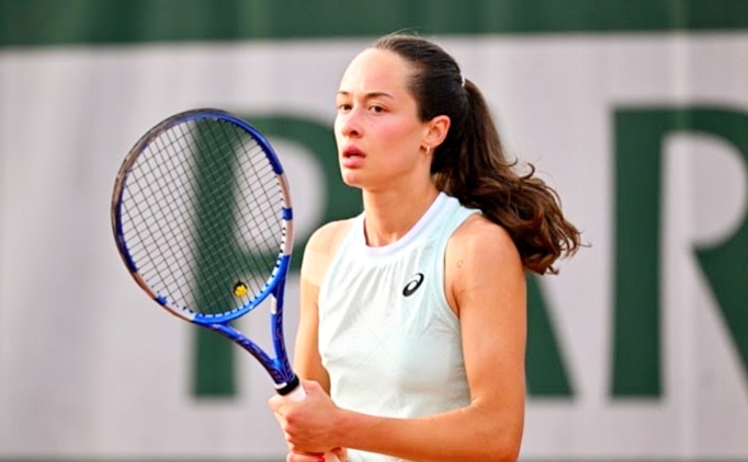 Zeynep Snmez, Wimbledon'da iftlerde de yoluna devam ediyor