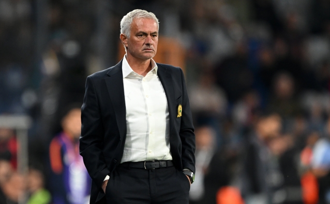 �ngiliz devinde favori aday Mourinho!