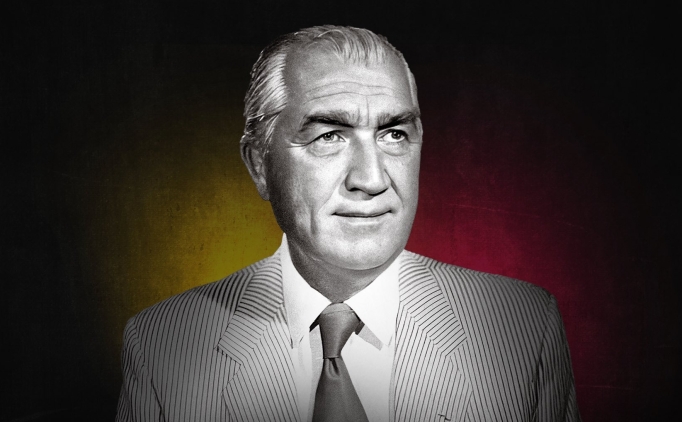 Galatasaray Kul�b�, eski ba�kanlar�ndan Ali Uras'� and�