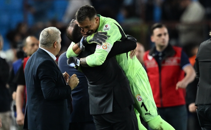 Muslera, Galatasaray tarihine ge�meye 2 kupa uzakl�kta!