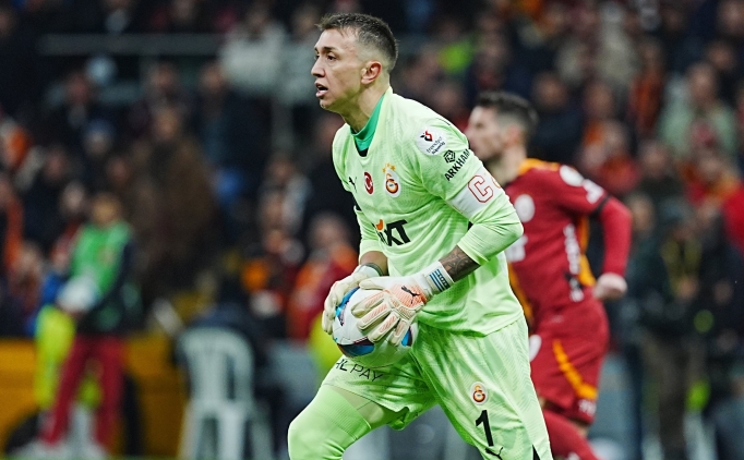 Galatasaray'da Muslera'ya 'Kal' denmeyecek!