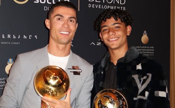 Cristiano Ronaldo'nun o�lu, Portekiz 15 Ya� Alt� Milli Tak�m�'na �a�r�ld�