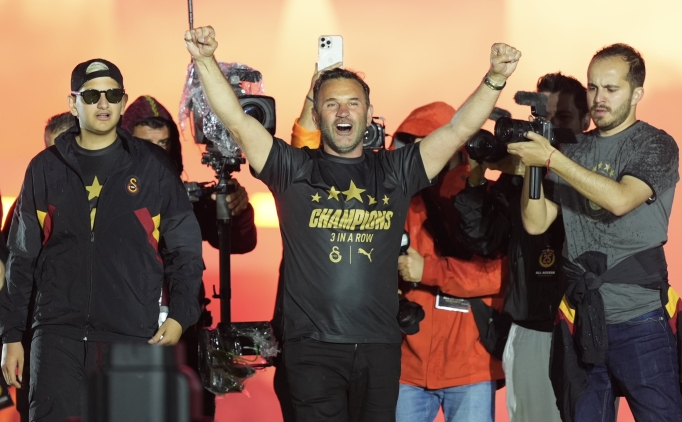 Okan Buruk, Avrupa'n�n zirvesinde!