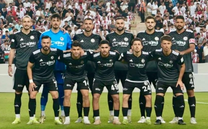 Kahramanmara� �stiklal Spor, 2. Lig'e y�kseldi