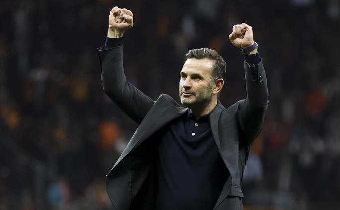 Okan Buruk, yerli teknik adamlar�n �ampiyonluk gelene�ini s�rd�rd�