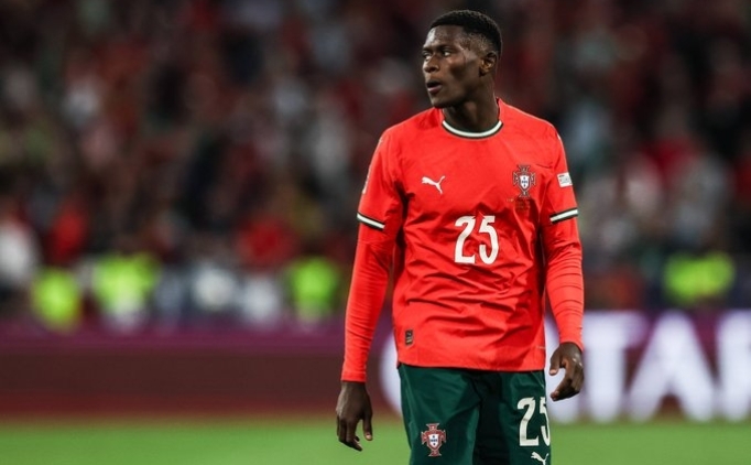 Yamal'� sahadan sildi!