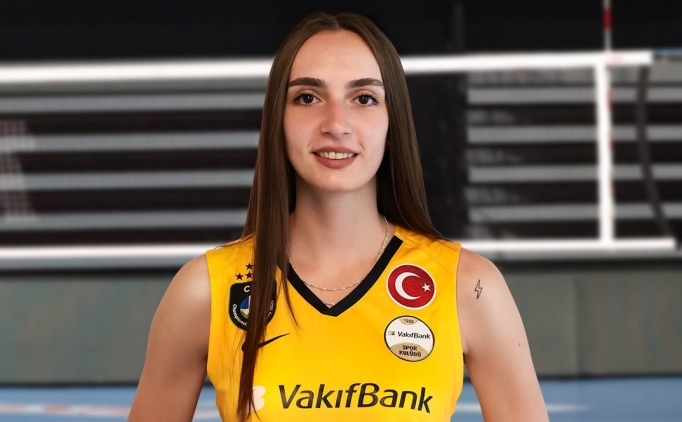 Vak�fbank, Berka Buse �zden'i kadrosuna katt�