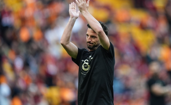 Mertens, 'Dalya' ile Galatasaray'a veda etti