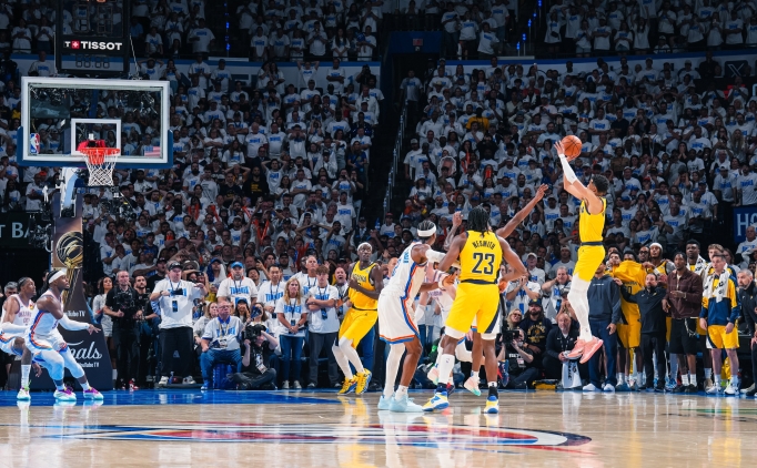 Indiana Pacers'tan tarihi geri d�n��