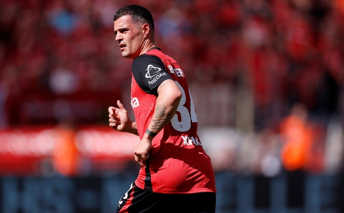 Granit Xhaka i�in transfer a��klamas�!