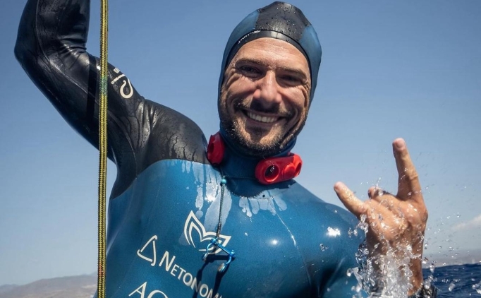 H�rvat serbest dal���� Vitomir Maricic'den su alt�nda en uzun s�re nefes tutma rekoru