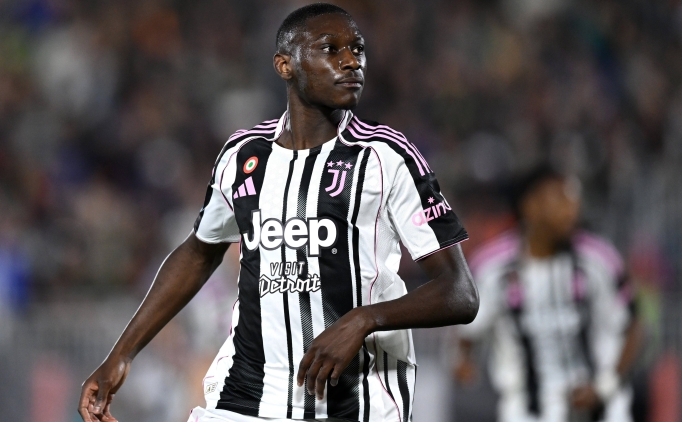 Kolo Muani: 'Burada mutluyum, kalmak istiyorum'