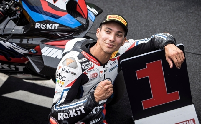 Toprak Razgatl�o�lu, Donington Park'ta piste ��k�yor