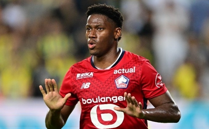 Fenerbahe'nin gzdesi Jonathan David, el skt! te yeni takm