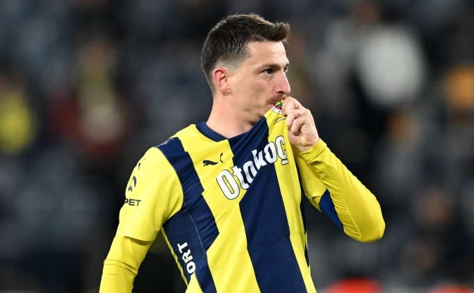 Mert Hakan'ın ayrılık düşüncesi yok!