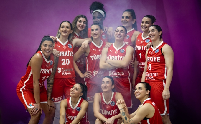 A Milli Basketbol Kad�n Tak�m�m�z�n aday kadrosu a��kland�