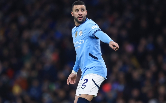 Fenerbah�e'de, Walker'a teklif yap�ld�, g�zler Darmian'da