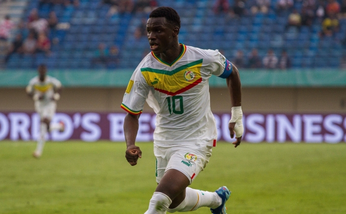 Mame Thiam: 'Diouf, Fenerbah�e'ye imza atacak'