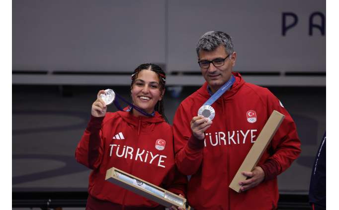 Millilerimiz, BM'de bar�� mesaj� verdi