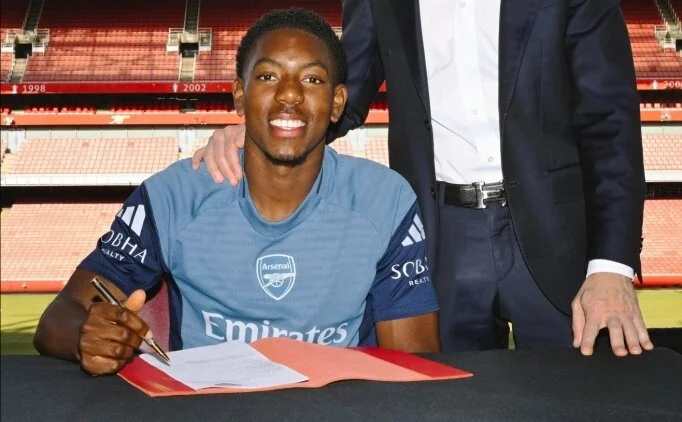 Arsenal, Lewis Skelly ile s�zle�me uzatt�!