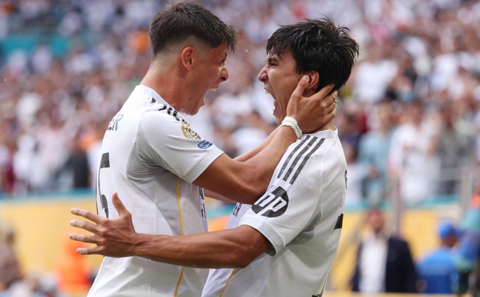 Trk taraftarlar, Arda Gler'i yalnz brakmad