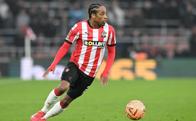 Be�ikta� Kyle Walker-Peters transferinden vazge�ti!