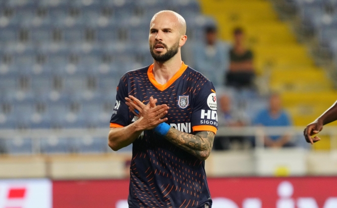 Baakehir'de Figueiredo, ayrld!